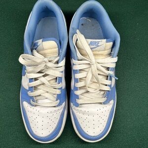 Nike Low Top Dunks Sneakers in White and Light Blue